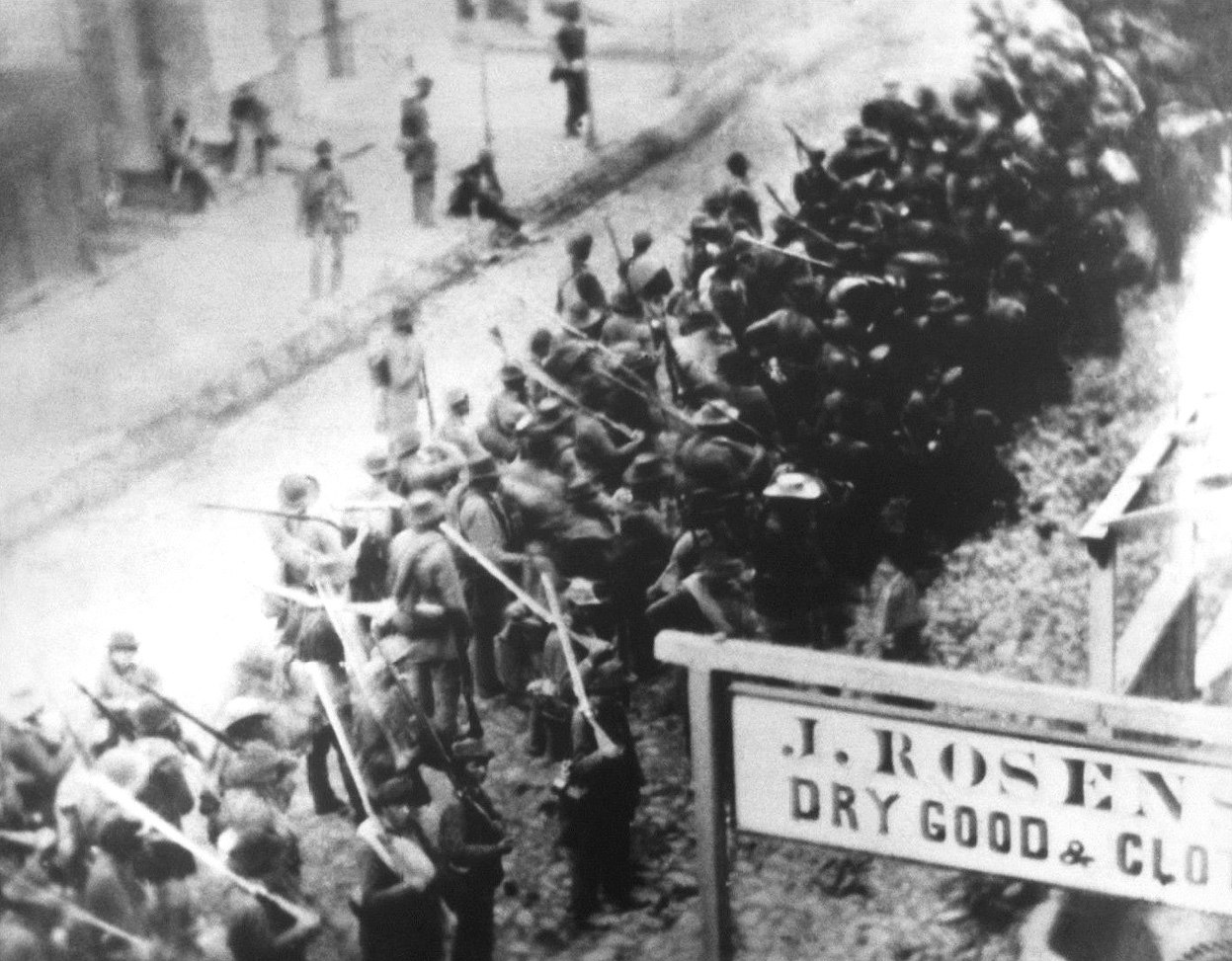 Confederate troops marching through a Maryland town, 1862