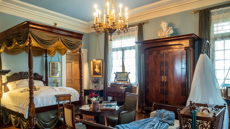 The Study Suite bedroom